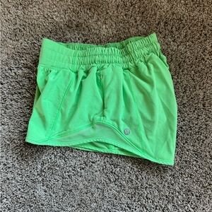 lululemon Shorts
Hotty Hot
Low Rise
2.5 Inseam 
Pistachio